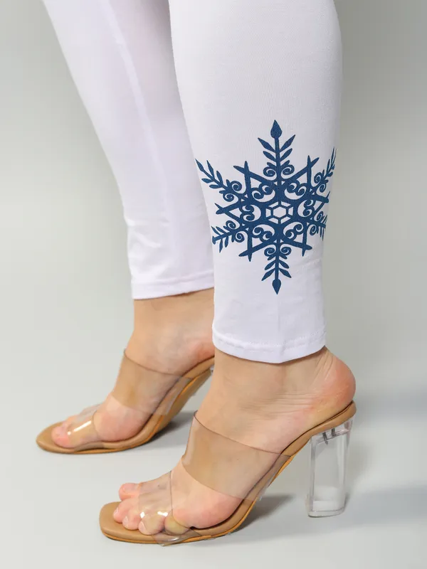 White_Solid_Plus_Size_Ankle_Length_Ethnic_Wear_Legging_For_Women