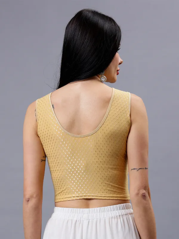 Skin_Plus_Size_Sleeveless_Blouse_For_Women