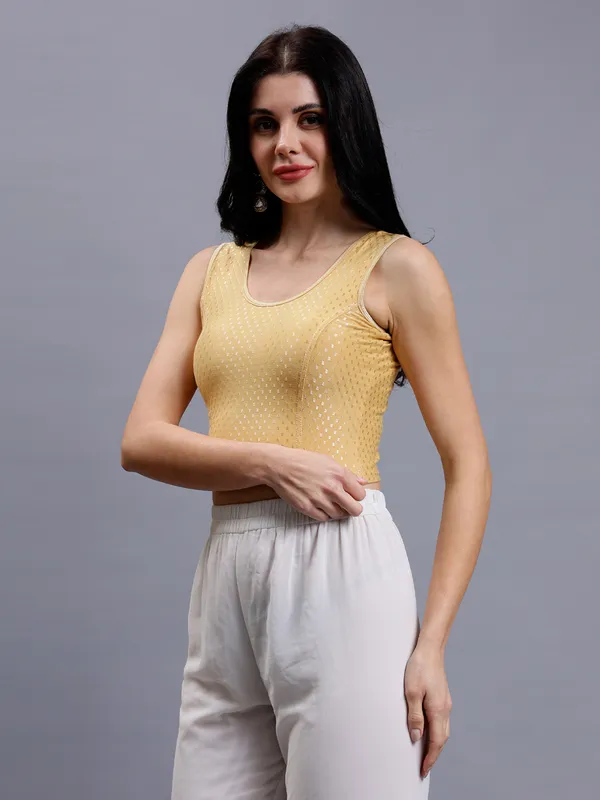 Skin_Plus_Size_Sleeveless_Blouse_For_Women