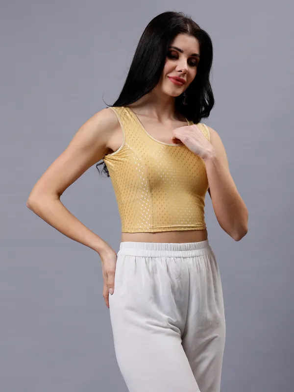 Skin_Plus_Size_Sleeveless_Blouse_For_Women