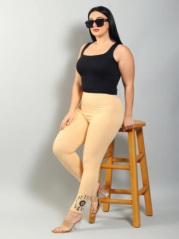 Beige_Solid_Plus_Size_Ankle_Length_Ethnic_Wear_Legging_For_Women