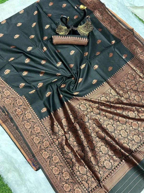 Black_Organic_Lichi_Silk_Saree_For_Women