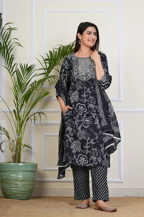 Premium_Cotton_Embriodered_Salwar_Suit_Set