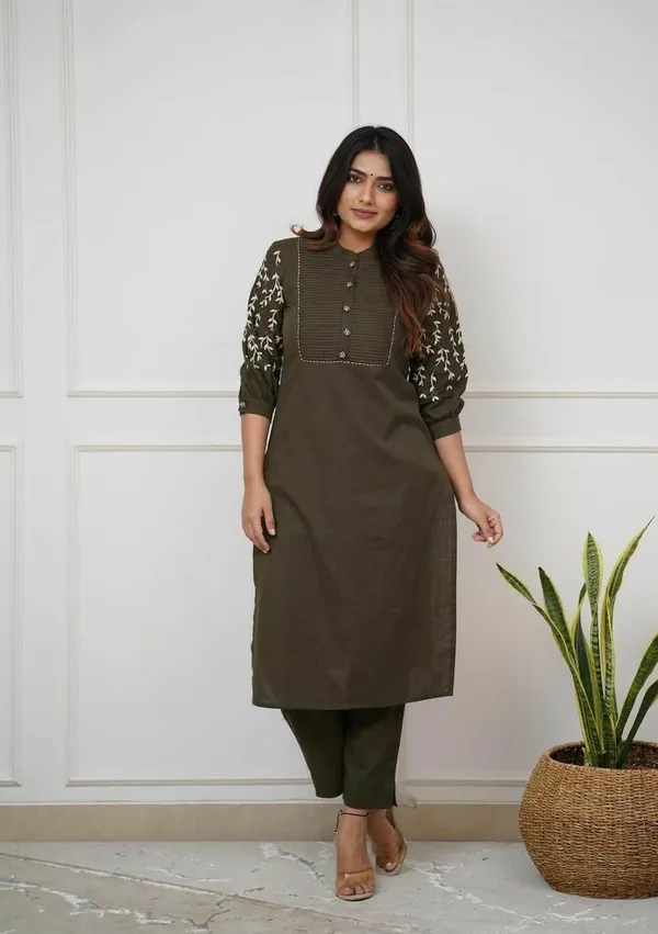 Fateh_Enterprises_Premium_Rayon_Kurti_Pant_Set