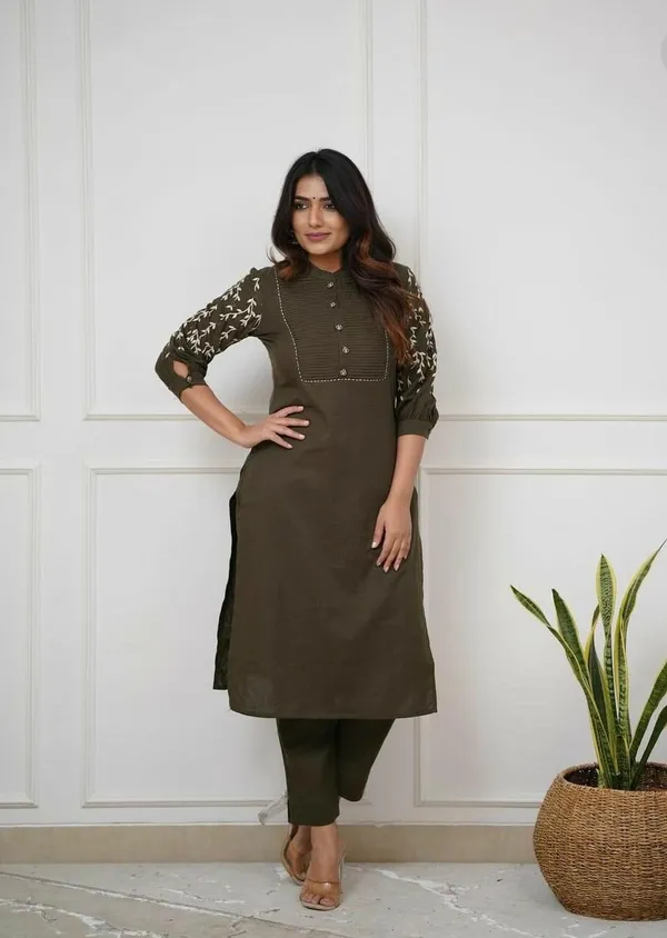 Fateh_Enterprises_Premium_Rayon_Kurti_Pant_Set