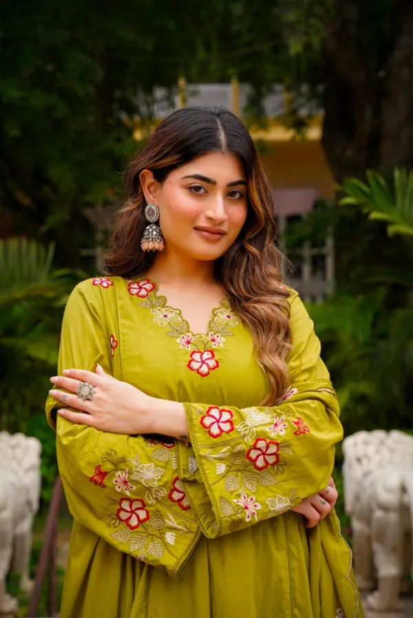 Fateh_Enterprises_Premium_Cotton_Ethnic_Suit_Set