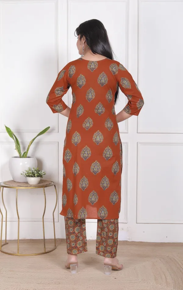 Fateh_Enterprises_Premium_Cotton_Ethnic_Suit_Set