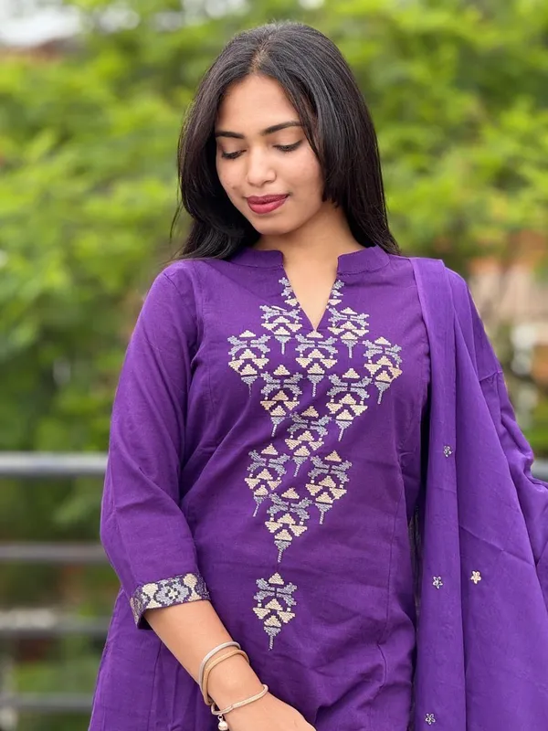 Premium_Cotton_A_line_Suit_Set