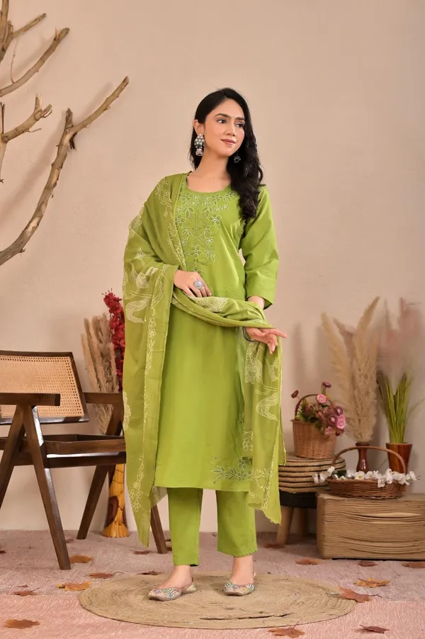 Fateh_Enterprises_Premium_Cotton_Embriodered_Suit_Set