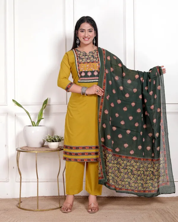 Fateh_Enterprises_Premium_Cotton_Ethnic_Suit_Set