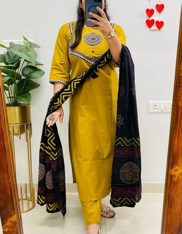 Fateh_Enterprises_Premium_Cotton_Ethnic_Suit_Set