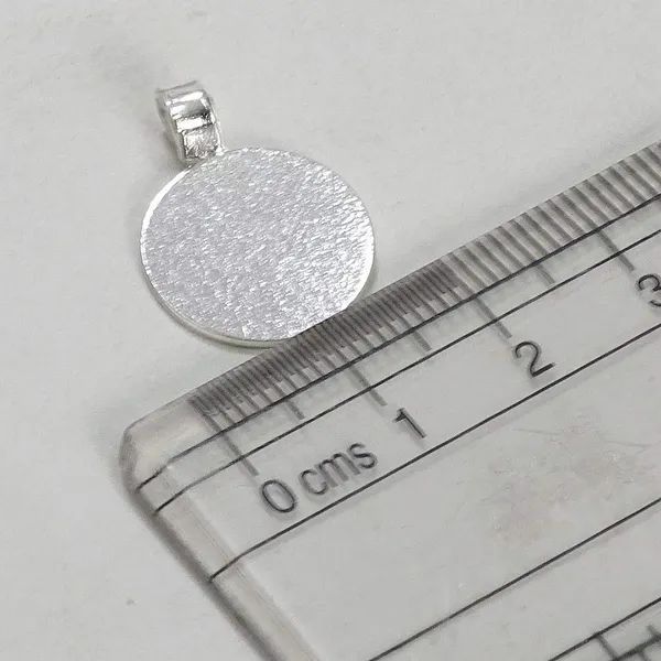 Gold_Silver_Round_Pendant_For_Unisex