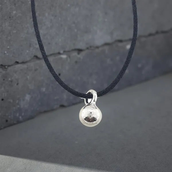 Silver_Round_Ball_Pendant_For_Unisex