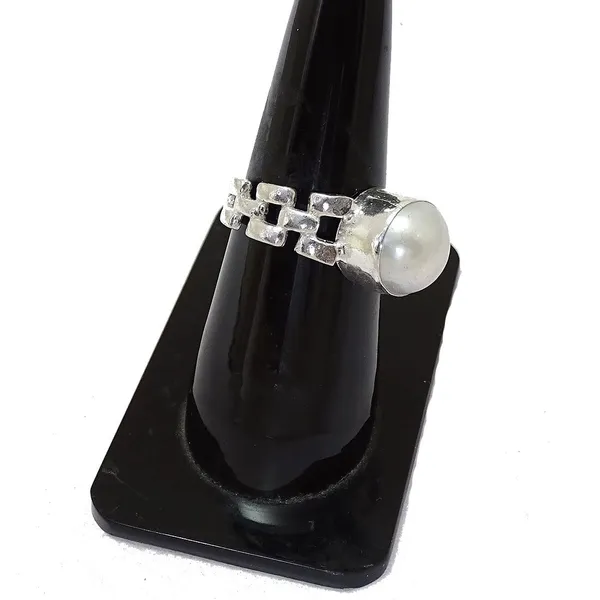 White_Silver_Pearl_Ring_For_Unisex
