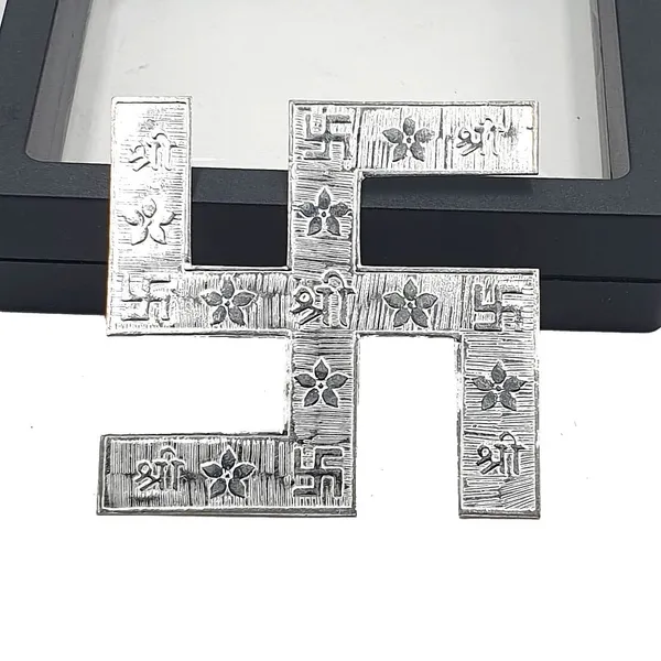 Silver_Swastik_For_Vastu