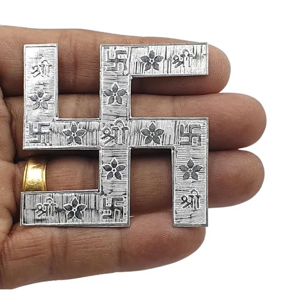 Silver_Swastik_For_Vastu