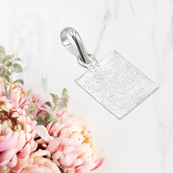 Silver_Square_Pendant_For_Unisex