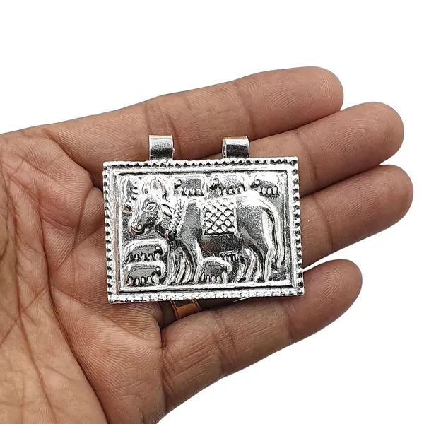 Silver_Ahoi_Mata_Pendant_For_Women
