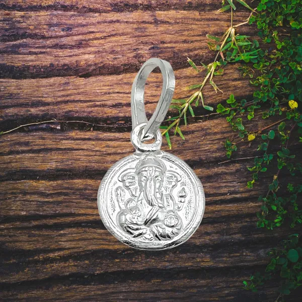 Silver_Ganesha_Nazar_Pendant_For_Kids