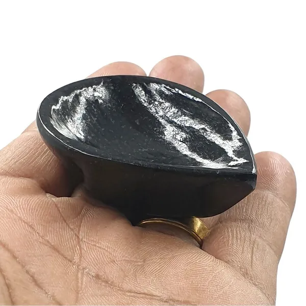 Black_Stone_Stone_Diya_Or_Deepak_For_Pooja