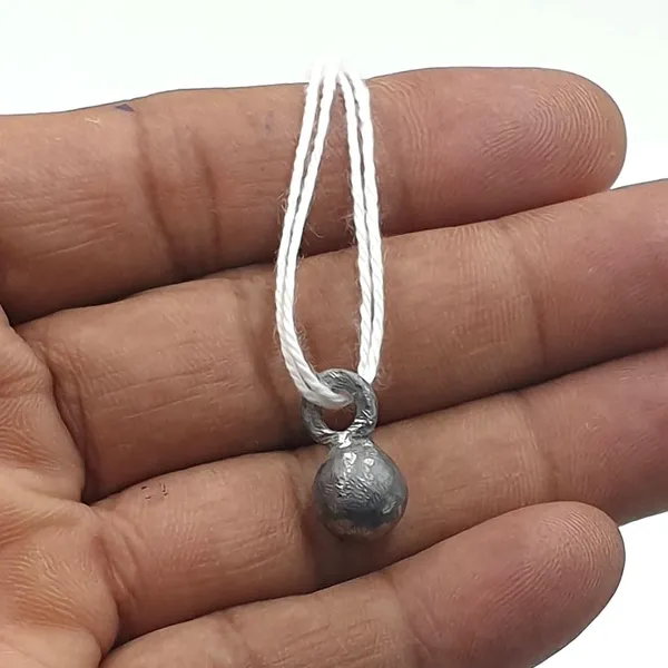 Black_Lead_Lead_Goli_Pendant_For_Unisex