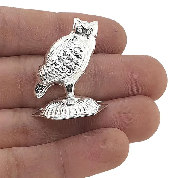 Silver_Owl_Idol_For_Good_Luck