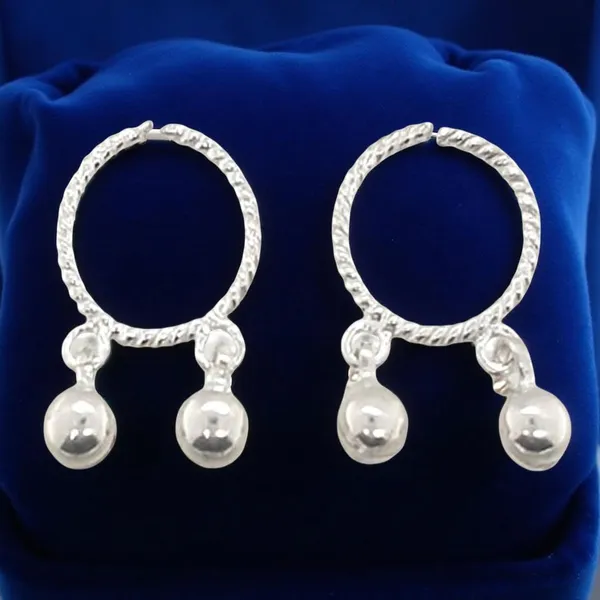 Silver_Kada_Jewellery_For_Krishna_Idol