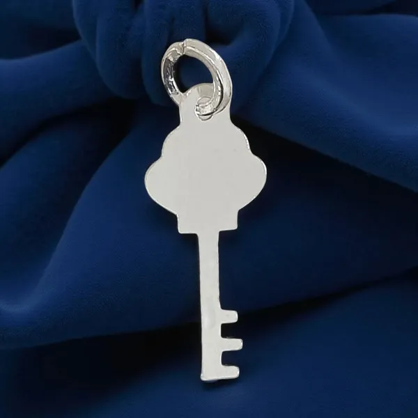 Silver_Kuber_Kunji_Key_For_Vastu