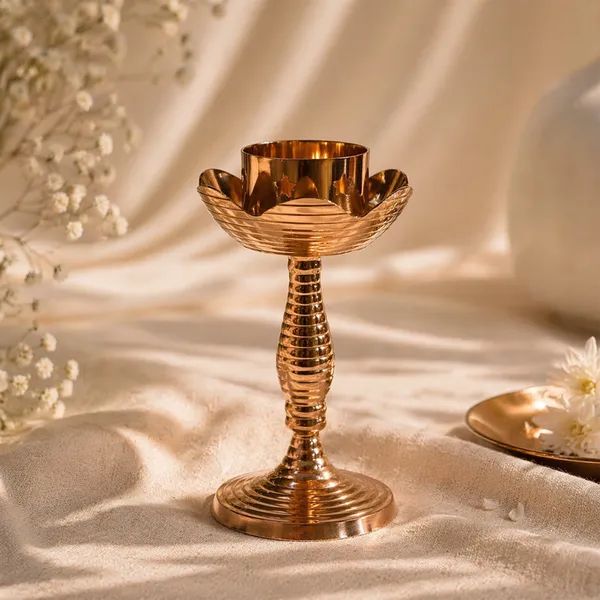 CANDLE_STAND_1889