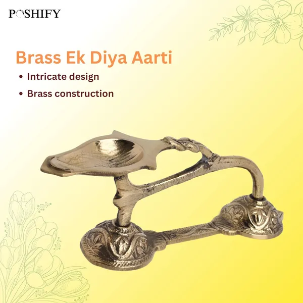 Gold_Brass_Elegant_Handcrafted_Diya_Holder