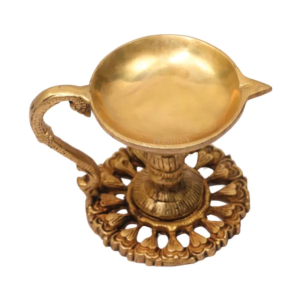 Golden_Brass_Premium_Pooja_Diyas_&_Lanterns_Count_Of_1