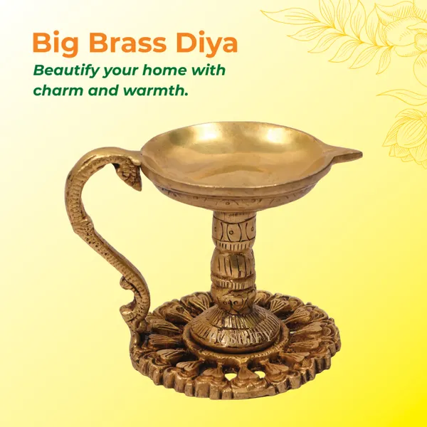 Golden_Brass_Premium_Pooja_Diyas_&_Lanterns_Count_Of_1