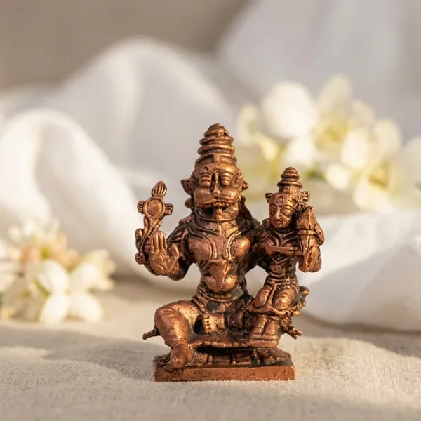 NARASIMHA_LAKSHMI_COPPER_IDOL