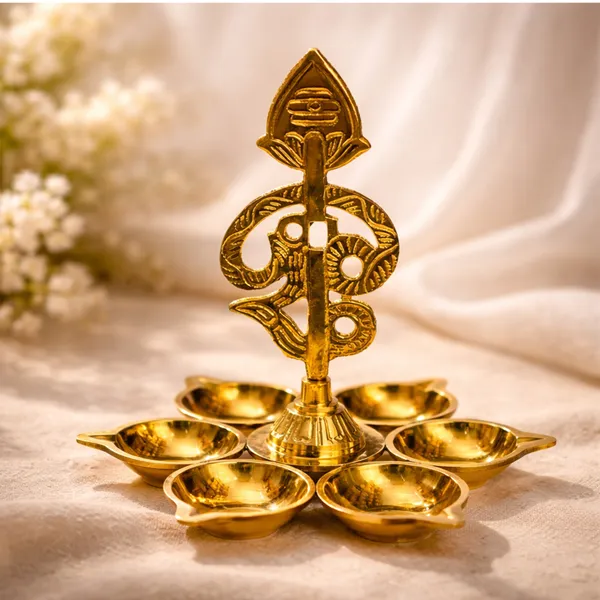 VEL_OM_SIX_DEEPAM_STAND