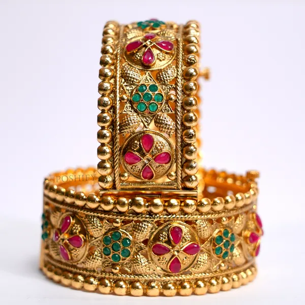 Luxury_Gold_Plated_Pure_Brass_Bangles_for_Women_|_Bangles_Set_|_501_-_1638_|_Latest_Stylish_Traditional_Kada_Bangles_|_Just_Like_Real_Gold_Jewellery_|_Fashion_|_SET_OF_2