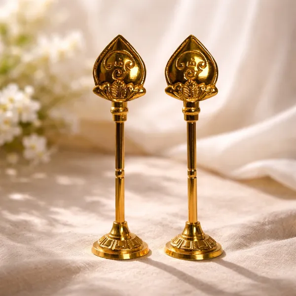 VEL_STAND_GOLD
