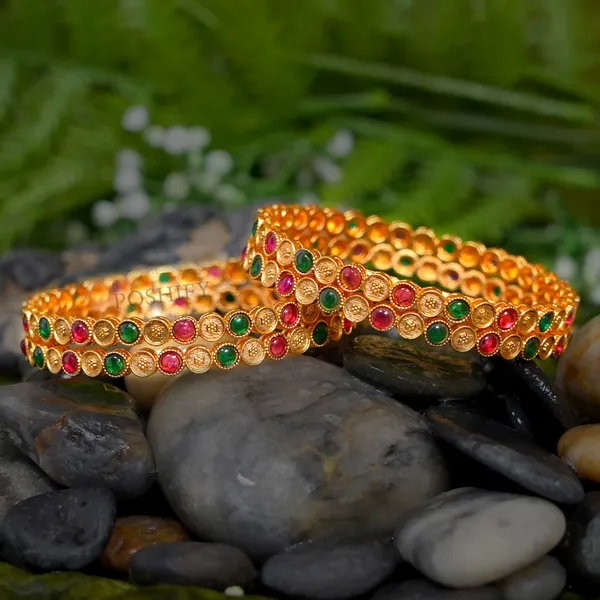 Luxury_Gold_Plated_Pure_Brass_Bangles_for_Women_|_Bangles_Set_|_2220_-_1967_|_Latest_Stylish_Traditional_Kada_Bangles_|_Just_Like_Real_Gold_Jewellery_|_Fashion_|_SET_OF_4