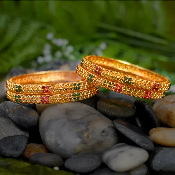 Luxury_Gold_Plated_Pure_Brass_Bangles_for_Women_|_Bangles_Set_|_2420_-_1946_|_Latest_Stylish_Traditional_Kada_Bangles_|_Just_Like_Real_Gold_Jewellery_|_Fashion_|_SET_OF_4