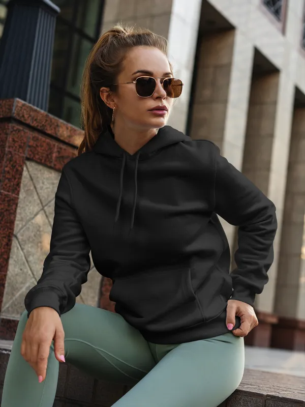 Black_Cotton_Regular_Fit_Hoodie_For_Women