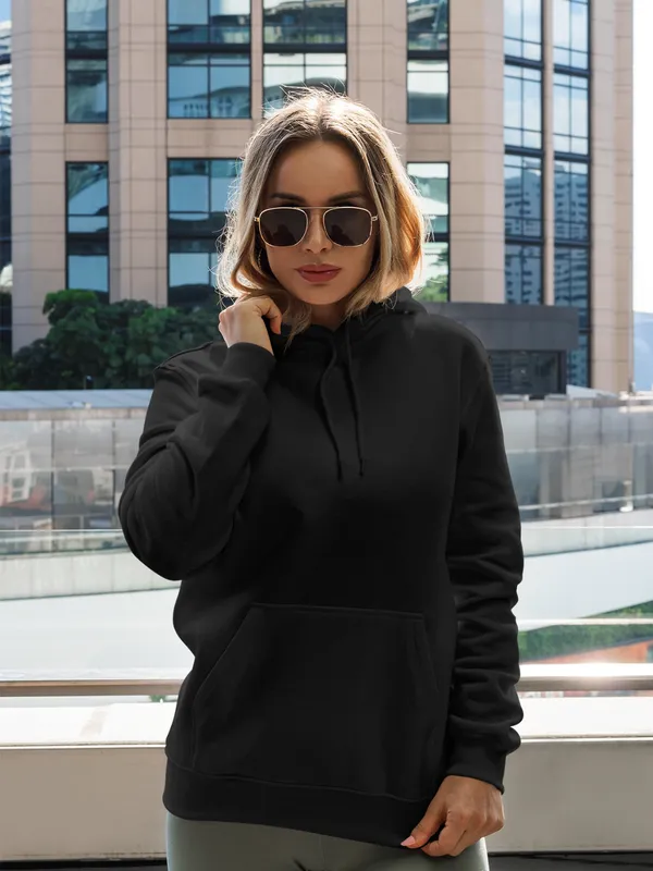 Black_Cotton_Regular_Fit_Hoodie_For_Women