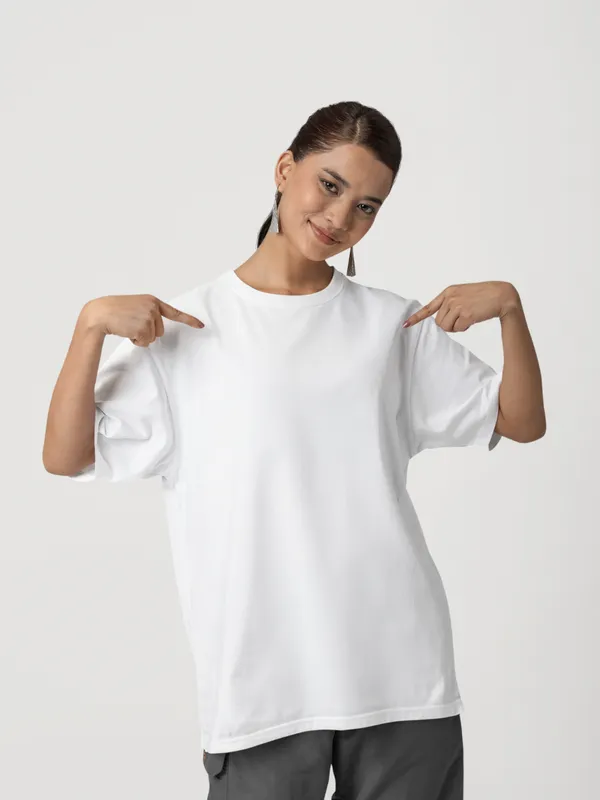 White_Cotton_Oversized_T-Shirt_For_Women