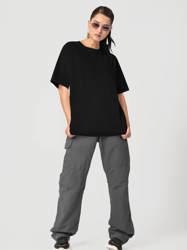 Black_Cotton_Oversized_T-Shirt_For_Women
