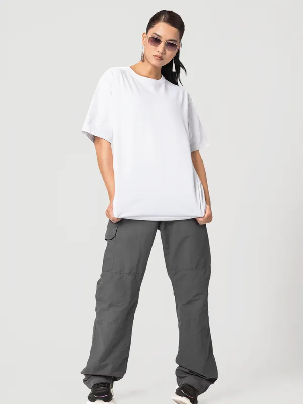 White_Cotton_Oversized_T-Shirt_For_Women
