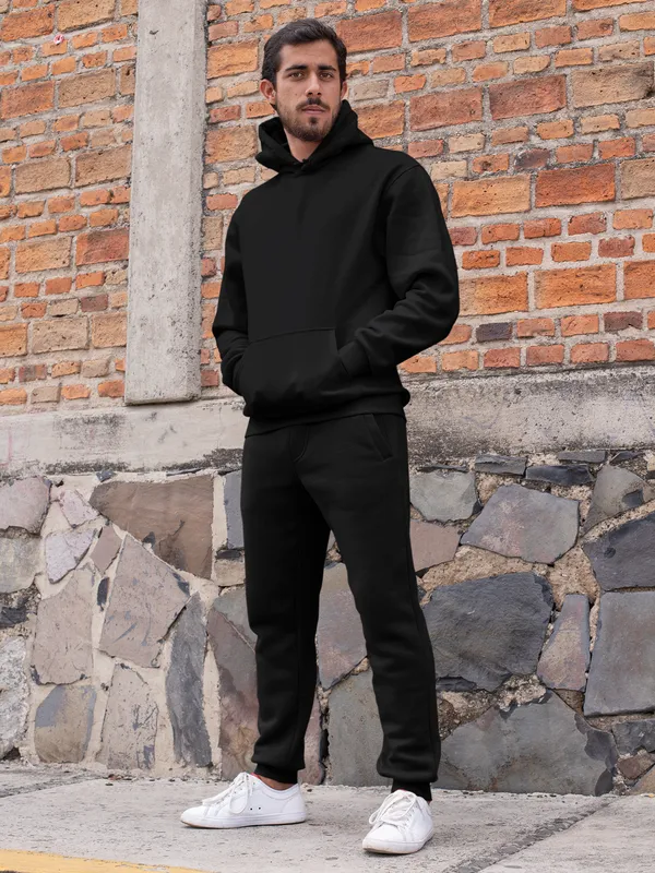 Black_Cotton_Comfortable_Jogger_For_Men