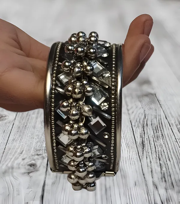 Platinum_Oxidised_Silver_Unique_Design_Bracelet_For_Women_&_Girls