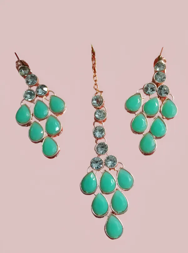 Valusha__Alloy_Gold-Plated_Hooks_Jewelry_set_For_Women_&__Girls