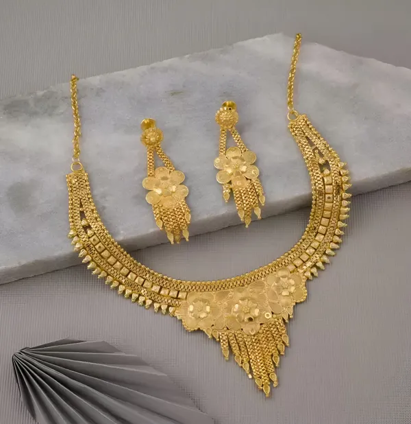 Valusha_gold_plated_Jewelry_set_for_Women