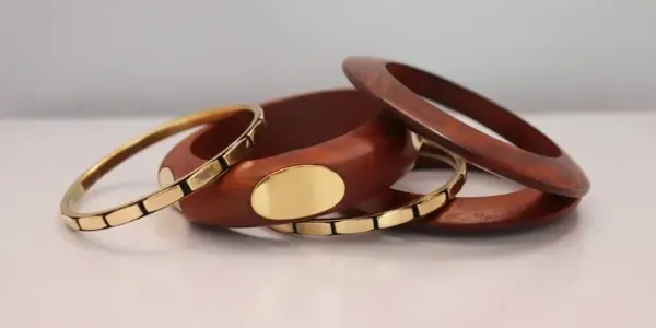 Valusha_wooden_Bracelet_for_Women_and_Girls