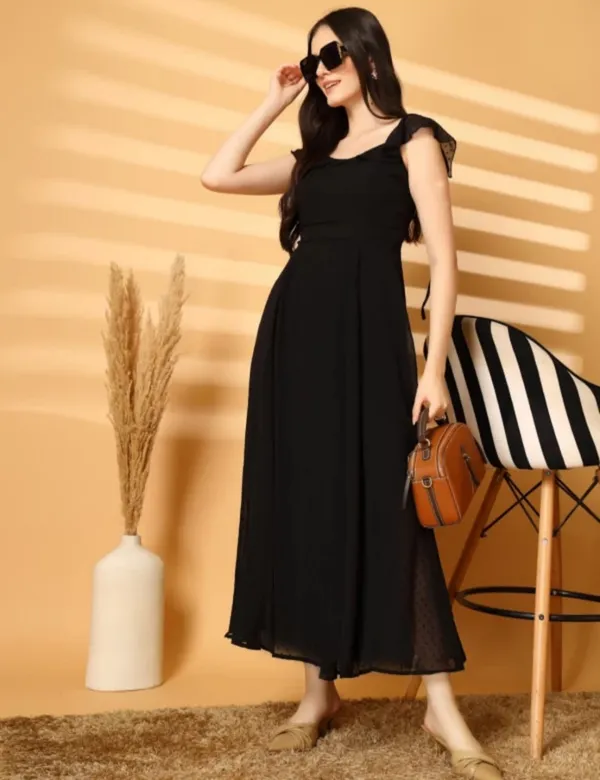 Black_Crepe_Premium_And_Elegant_Long_Dress_For_Women