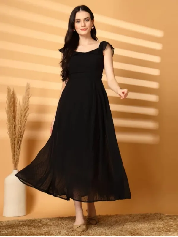 Black_Crepe_Premium_And_Elegant_Long_Dress_For_Women